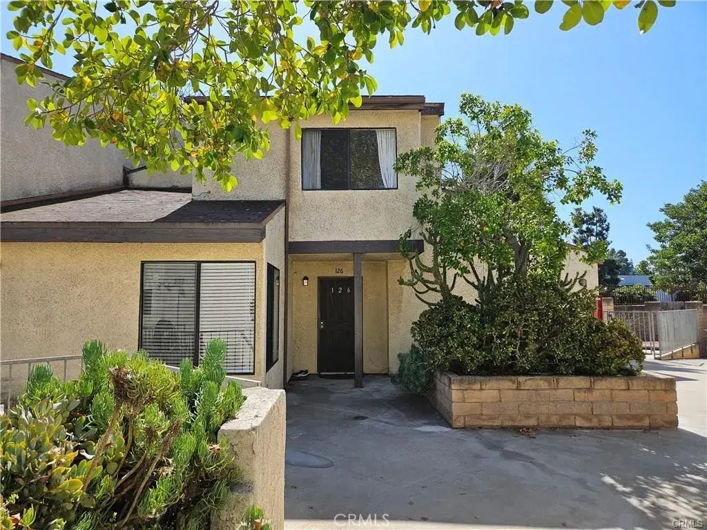 620 W Hyde Park Boulevard 126, Inglewood