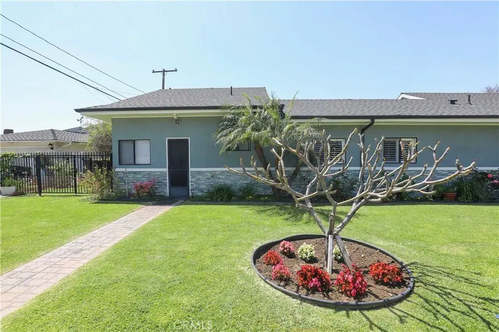 5302 Carley Avenue B, Whittier