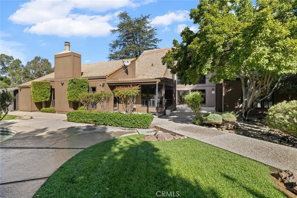 6357 County Road 48, Willows