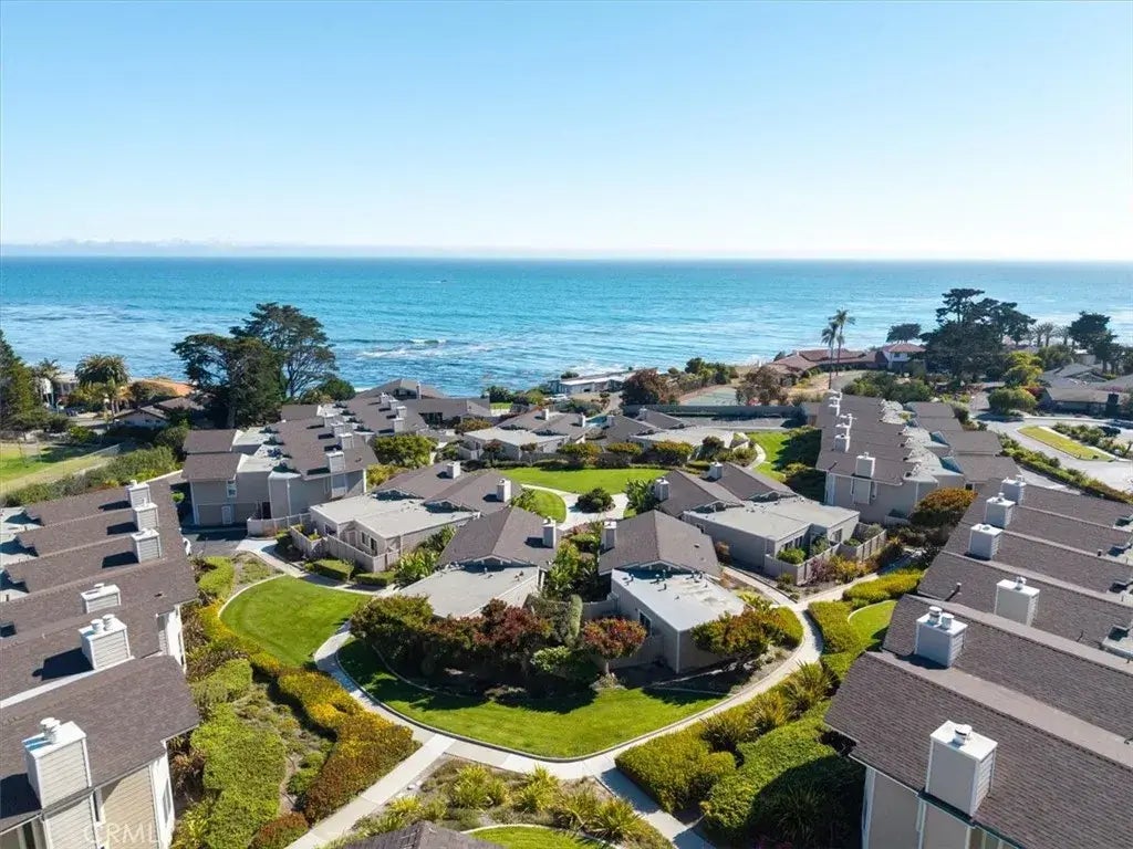 2251 Shell Beach Road 19, Pismo Beach