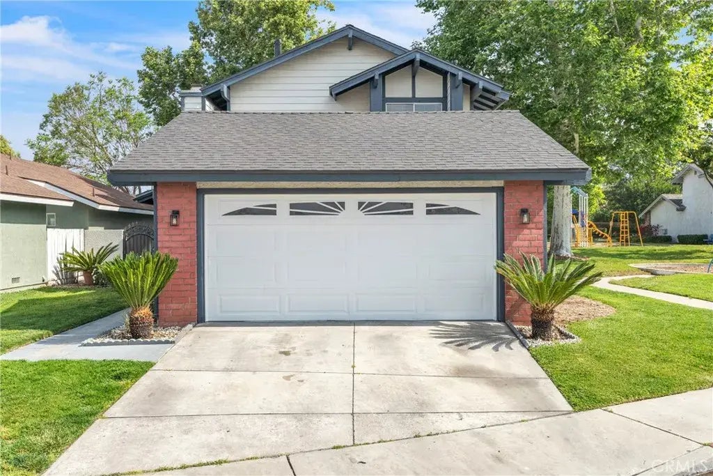 15696 Paine Street, Fontana