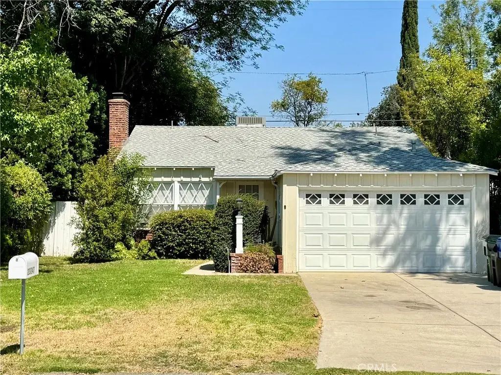 23247 Leonora Drive, Woodland Hills