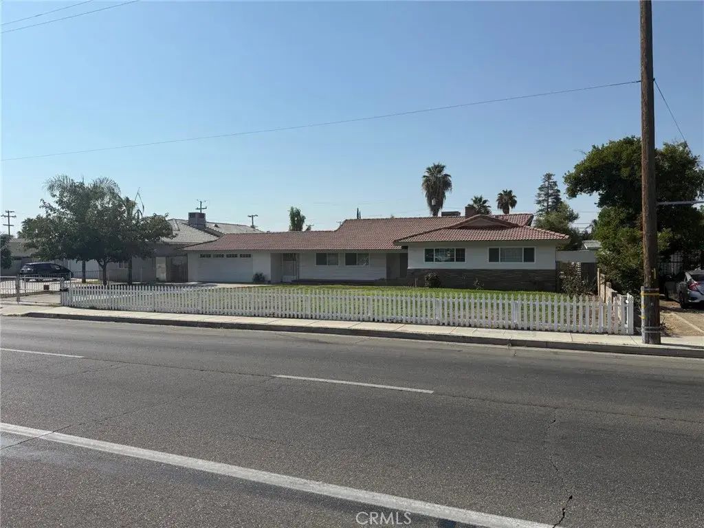 N/A, Bakersfield