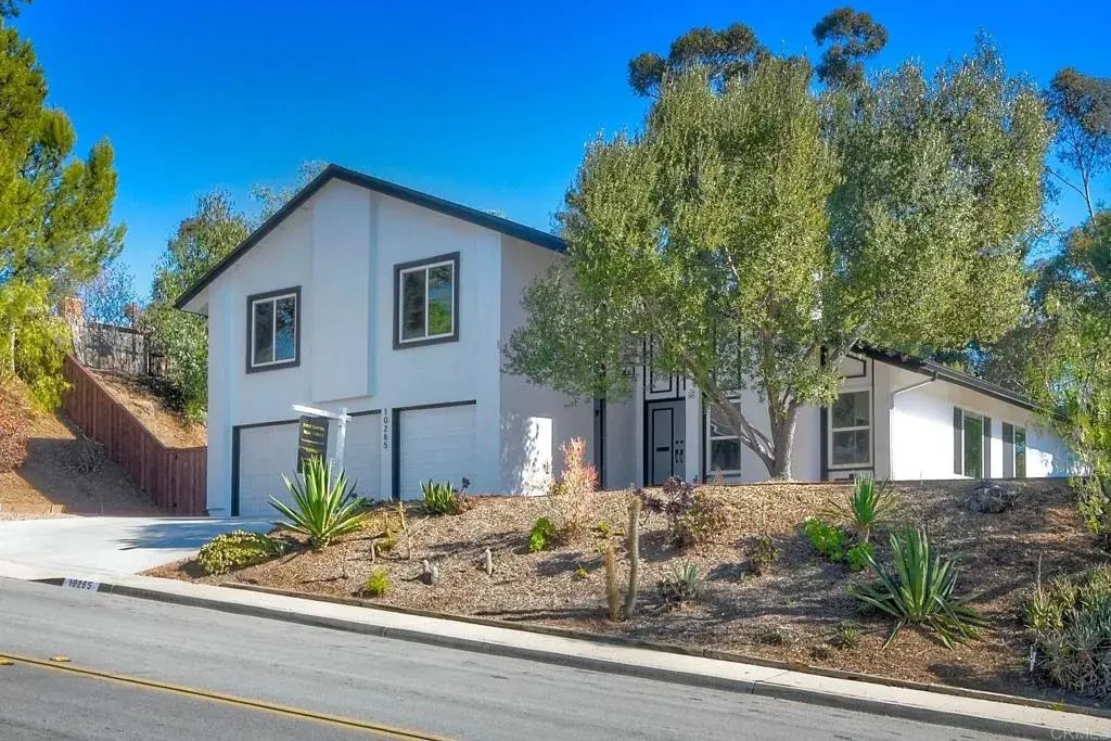 10265 Aviary Drive, 