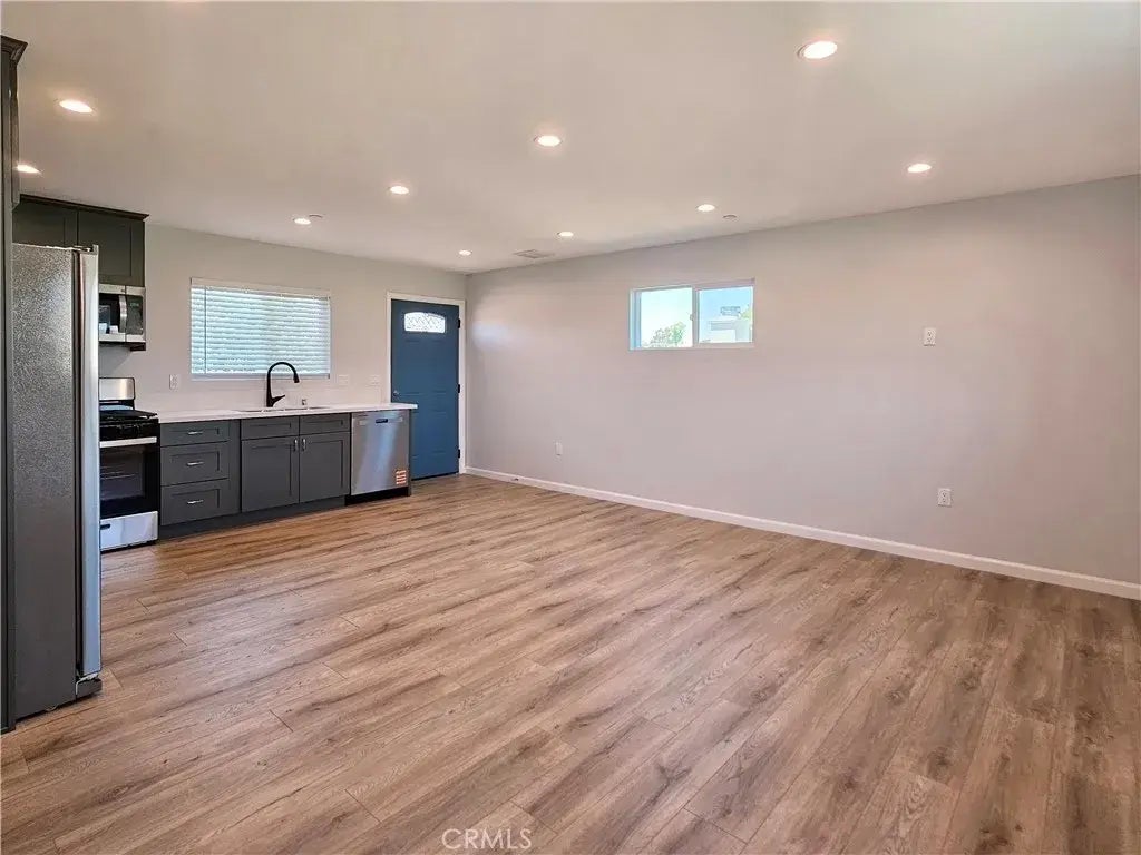 10622 Kester, Mission Hills (san Fernando)