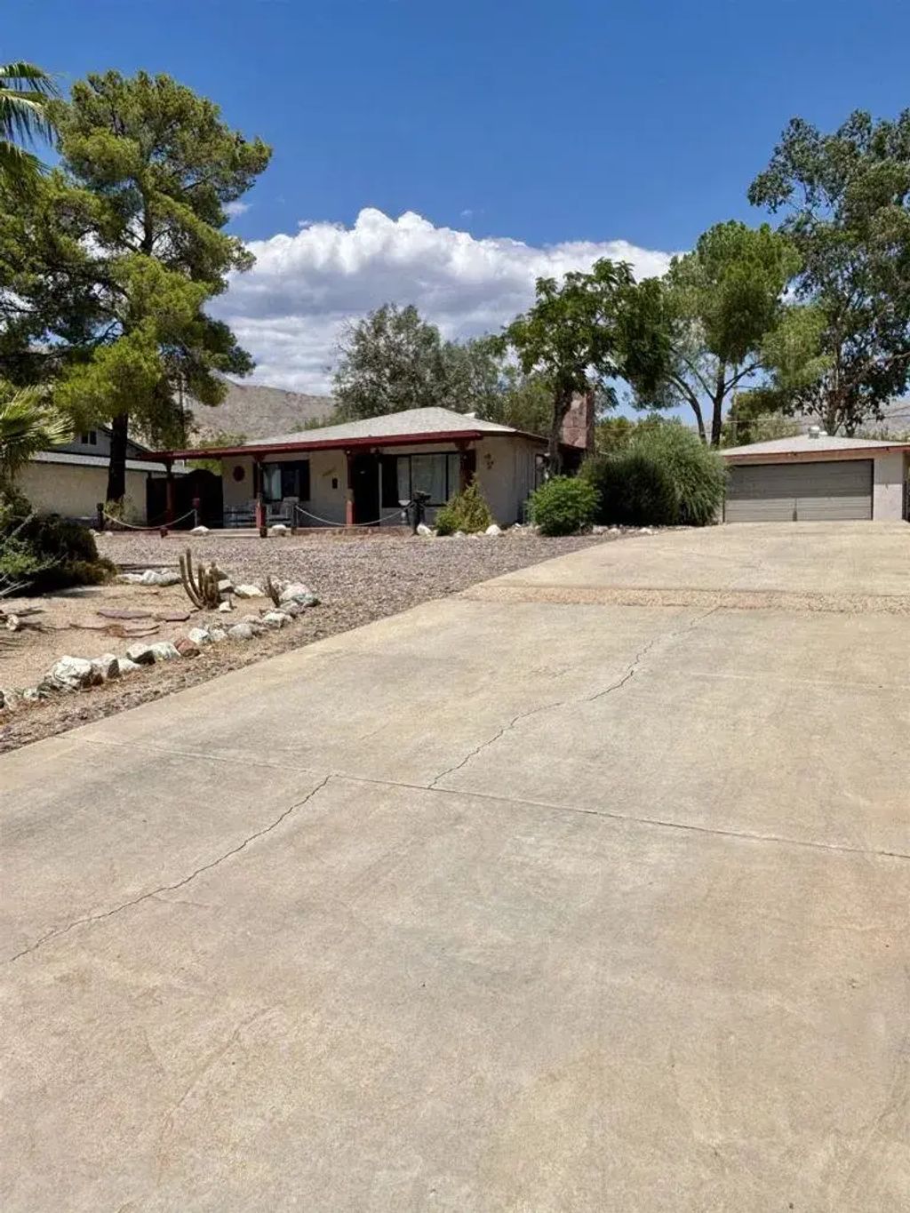 49260 Mojave, Morongo Valley
