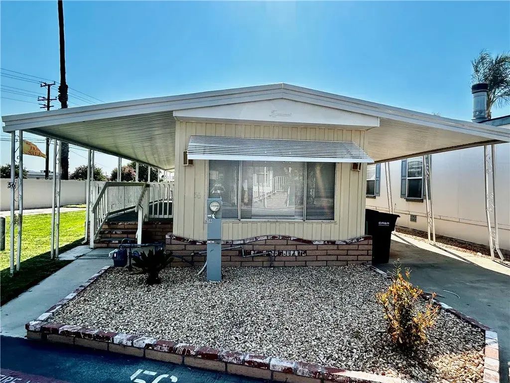 1445 W Florida Ave 56, Hemet
