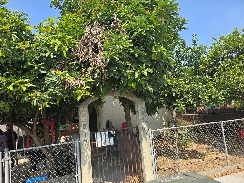 317 Gifford Avenue, Los Angeles