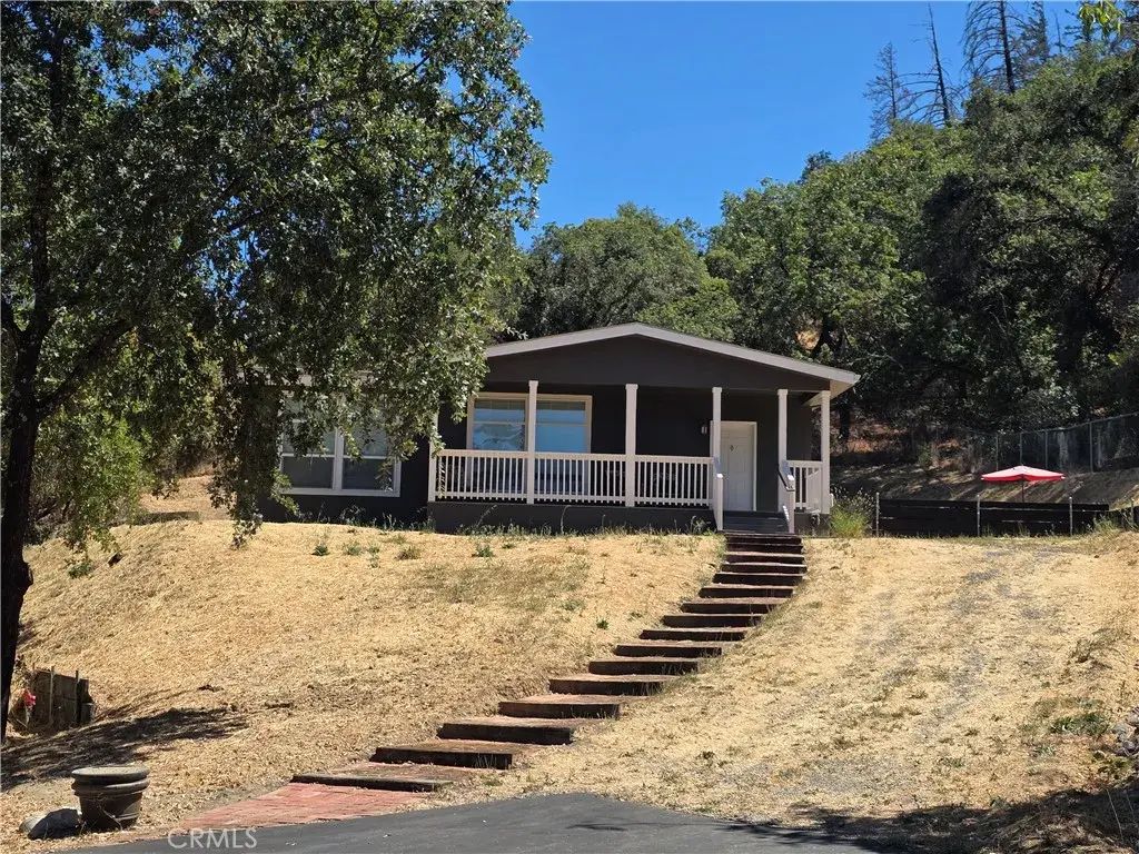 85 Hiatt Road, Cloverdale