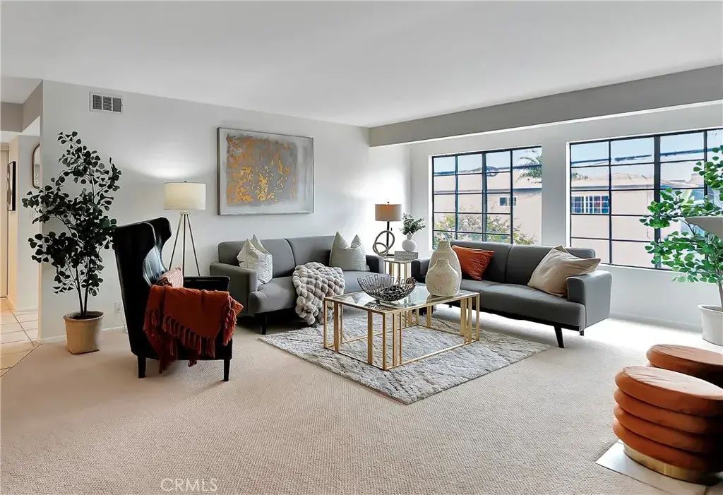 1903 Temple Avenue 202, Signal Hill