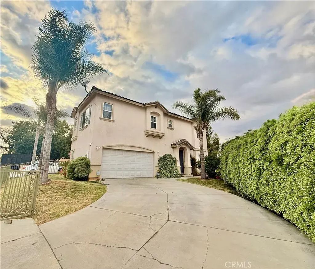 7163 Watcher Street, Commerce