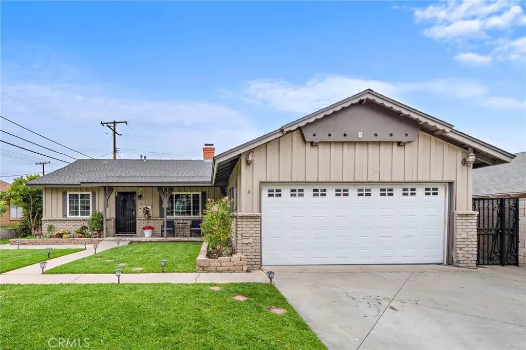 1707 E Romneya Drive, Anaheim