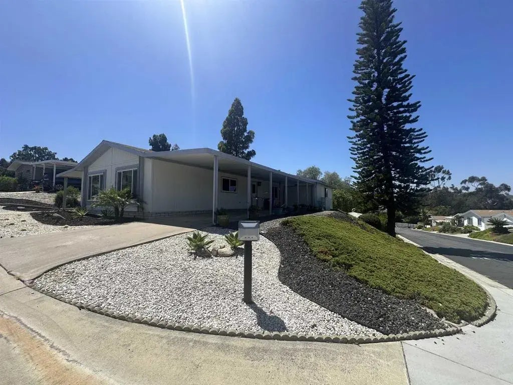 2298 Lindsay Dr, Carlsbad