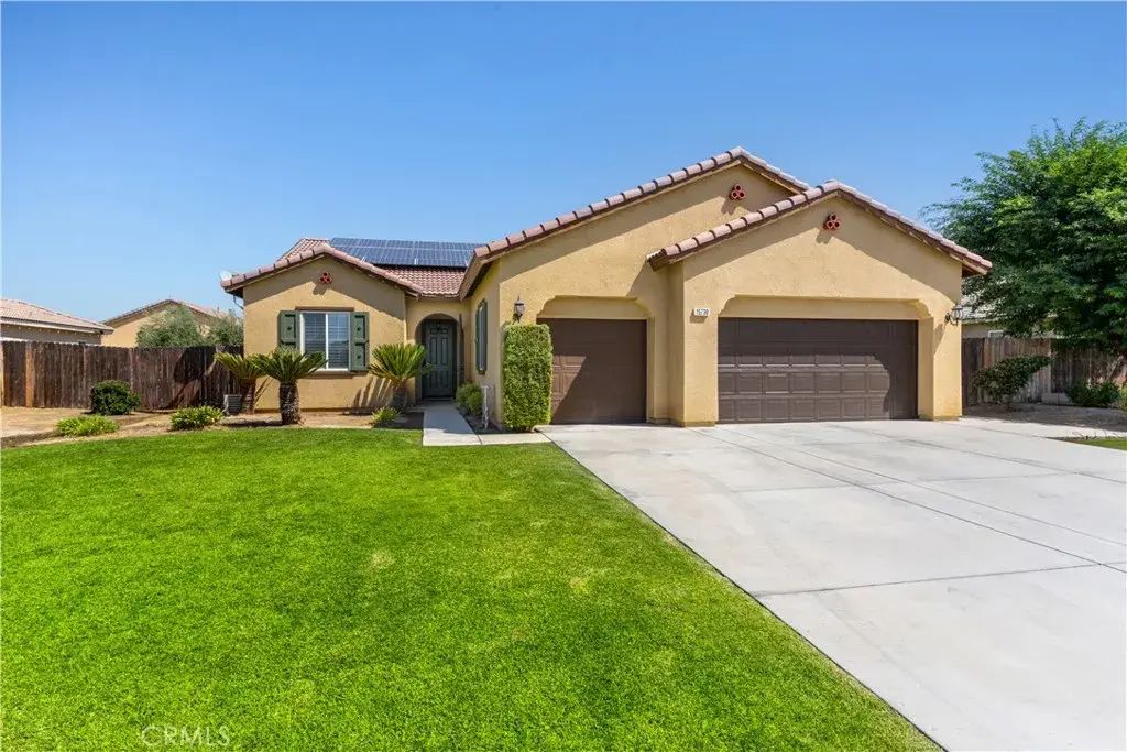 15730 Carparzo Drive, Bakersfield
