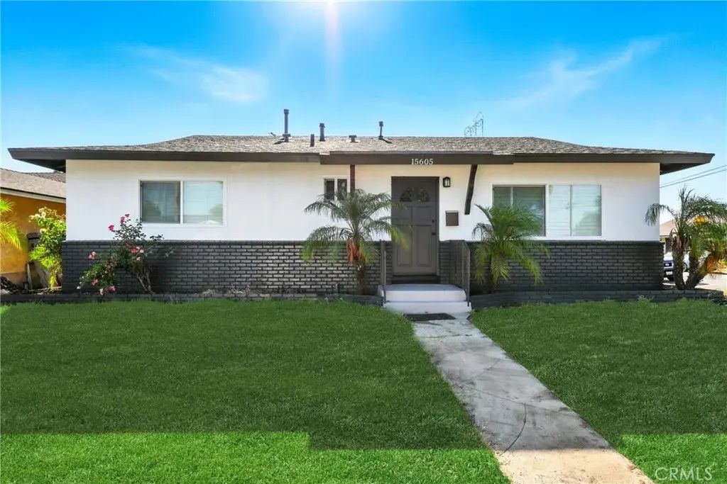15605 Kervin Avenue, Paramount