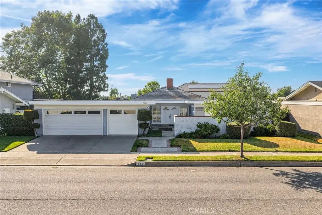 19491 Sierra Mia Road, Irvine