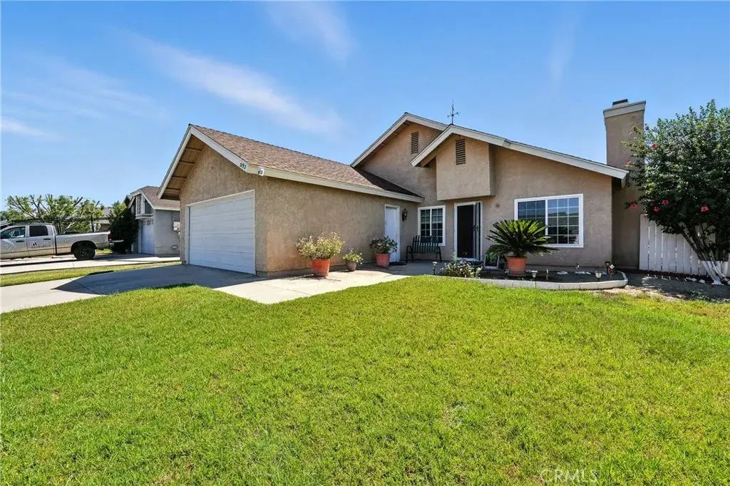 3192 Wishing Well Ct, Jurupa Valley