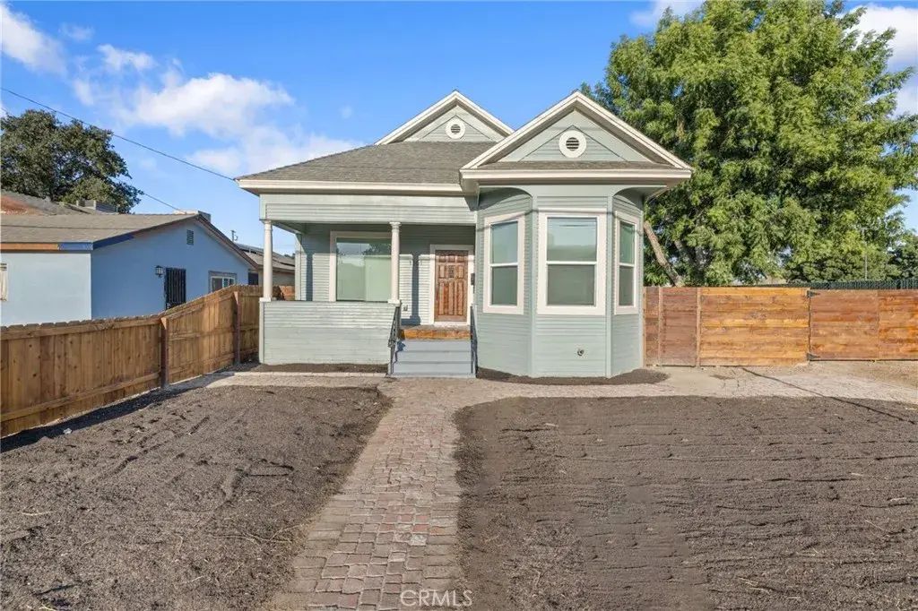 1101 N Harris Street, Hanford