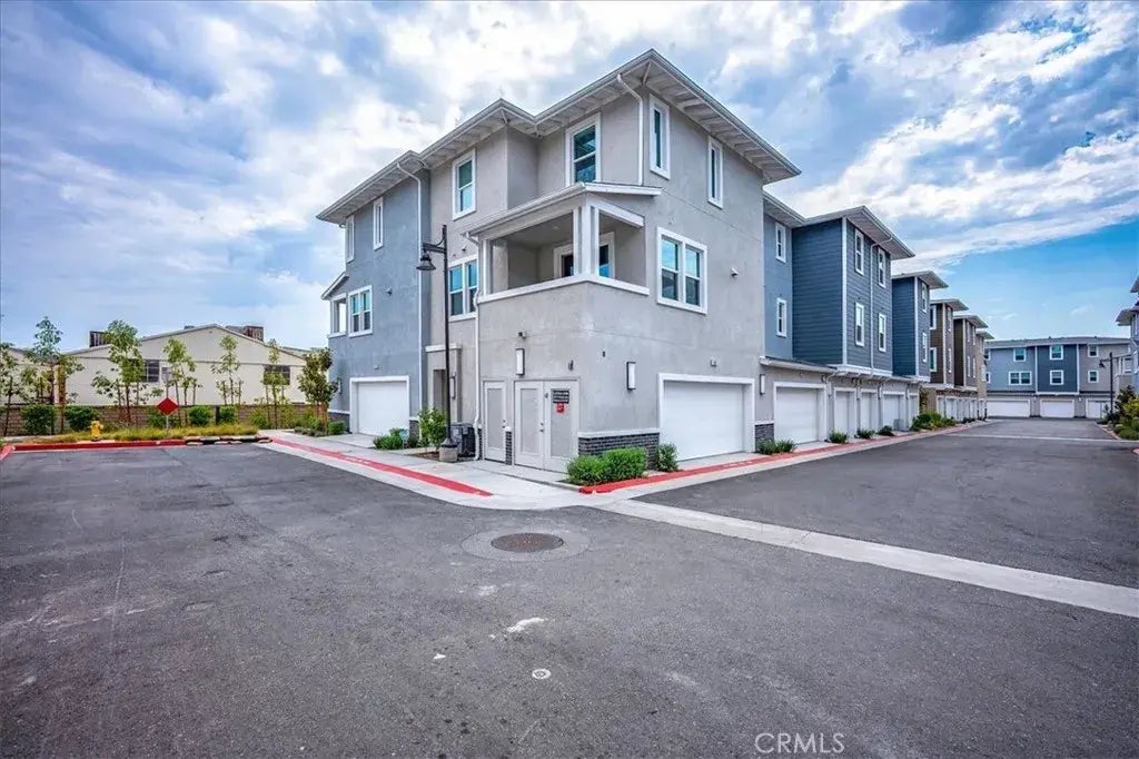 202 Farley Lane, Pomona