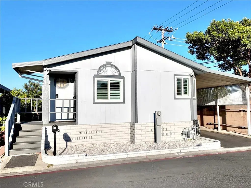 323 N Euclid 63, Santa Ana