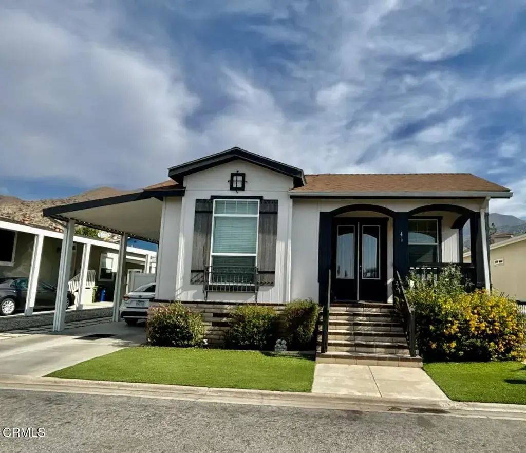 15455 Glenoaks 46, Sylmar