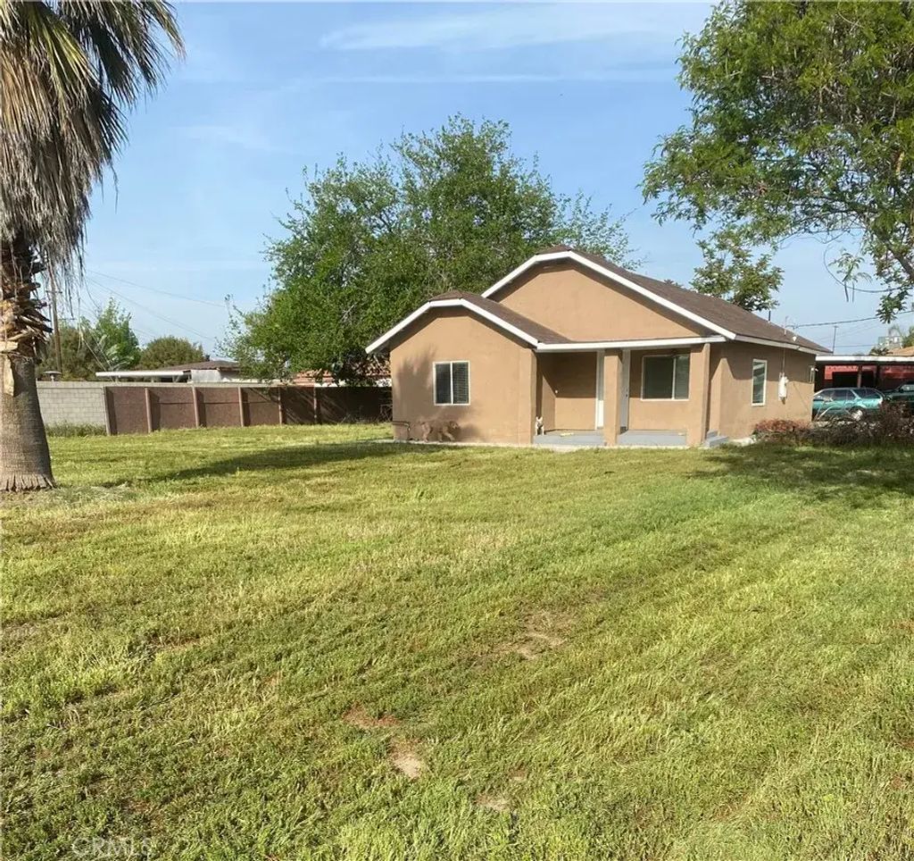 2302 Norwalk Street, Delano