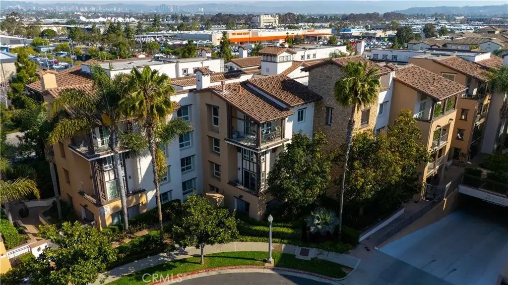 13031 Villosa Place 117, Playa Vista