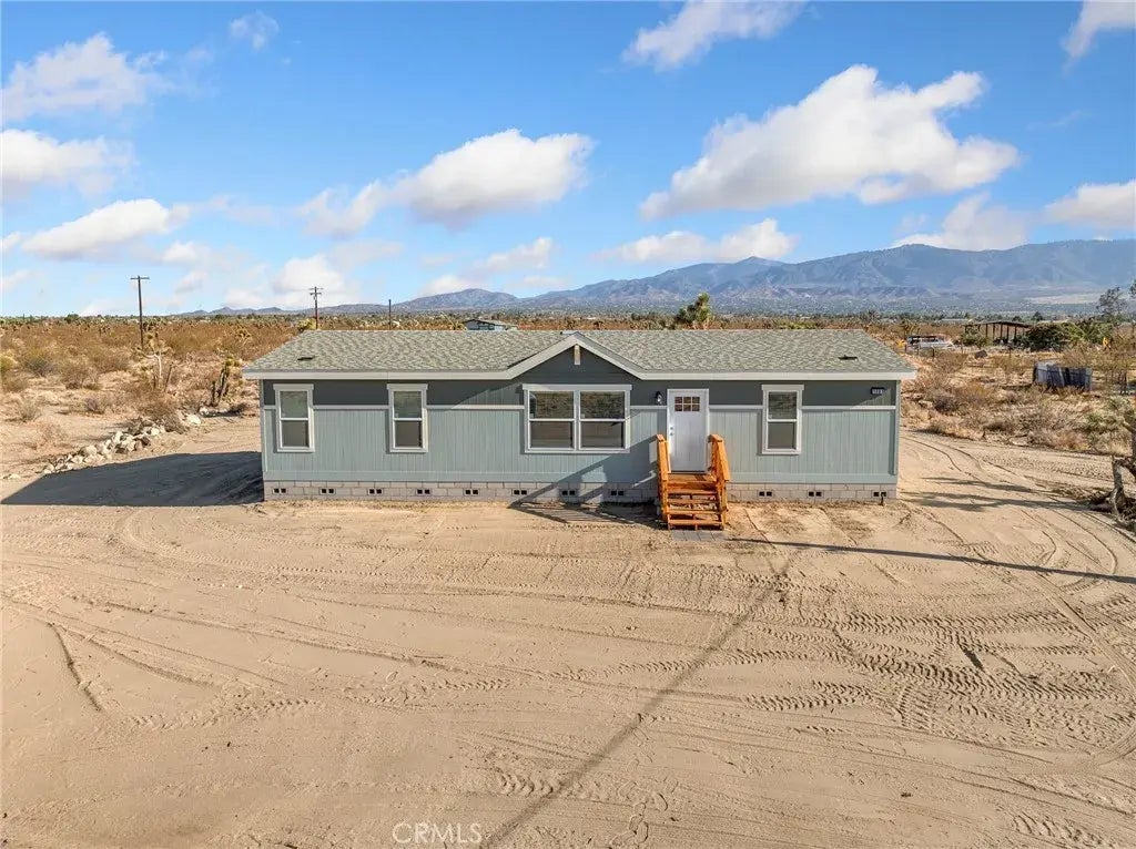 1083 Danbury Road, Pinon Hills