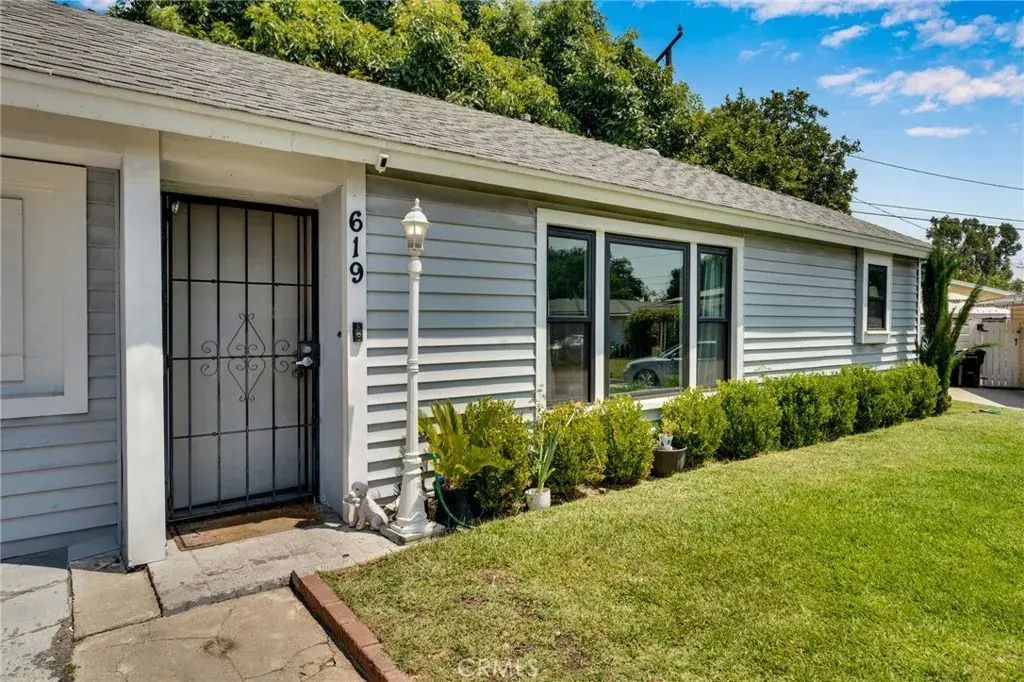 619 W Leeside Street, Glendora
