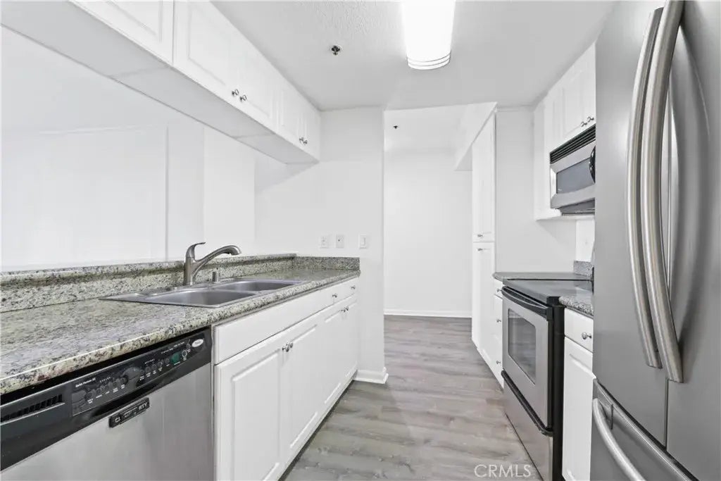 838 Pine Avenue 116, Long Beach