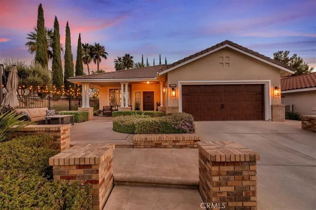 13555 Edgewater Drive, Corona