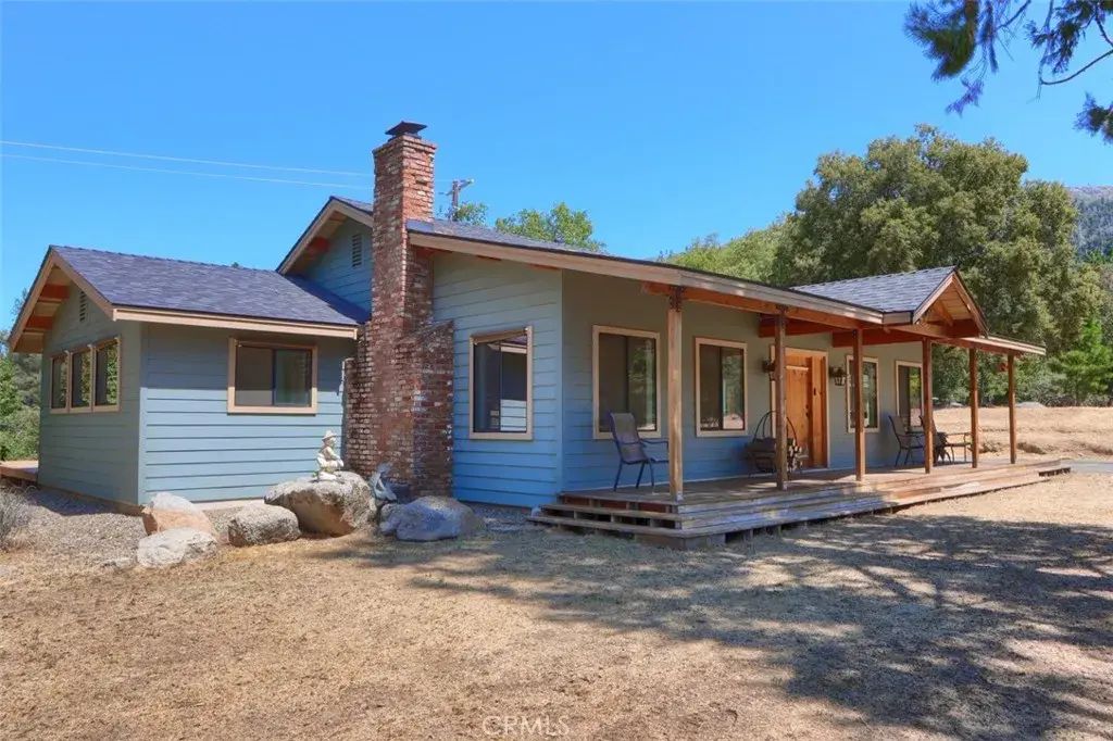 3318 Triangle Road, Mariposa