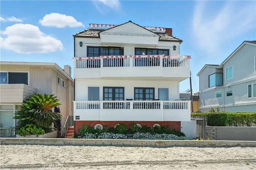 6310 Bayshore Walk, Long Beach