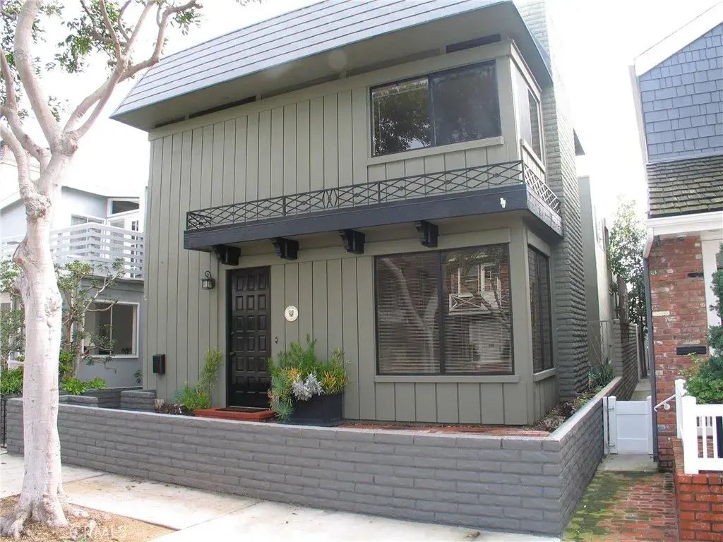 112 Pearl Avenue, Newport Beach