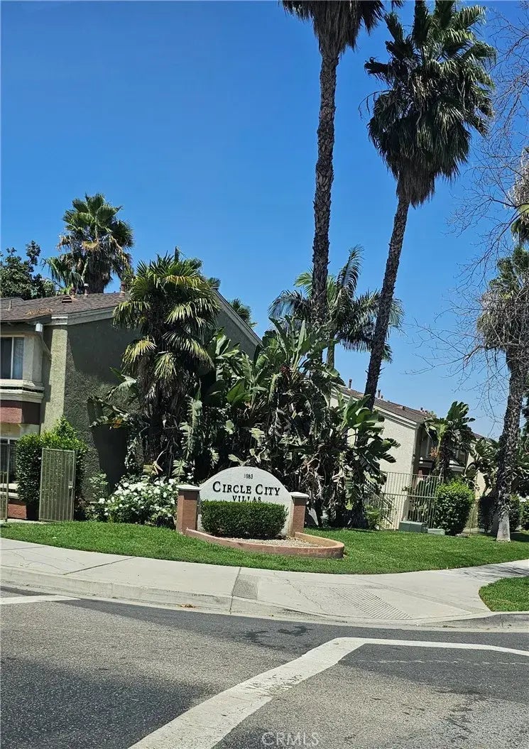 1085 Circle City Drive 202, Corona