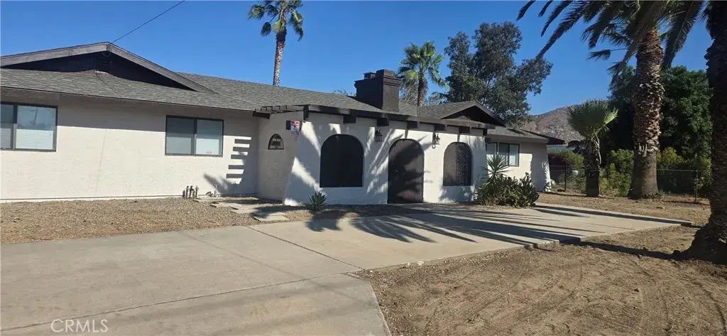 10815 Citrus Avenue, Fontana