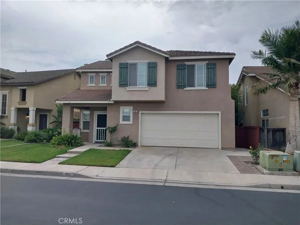 935 Redtail Drive, Corona
