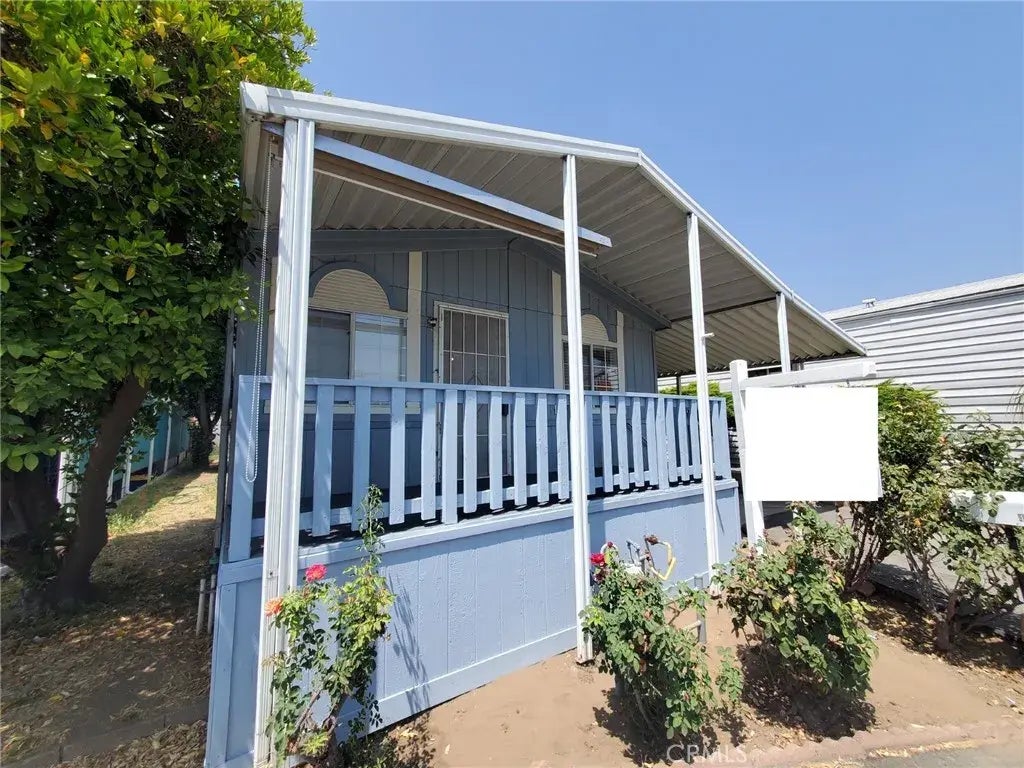 13120 Bradley 43, Sylmar