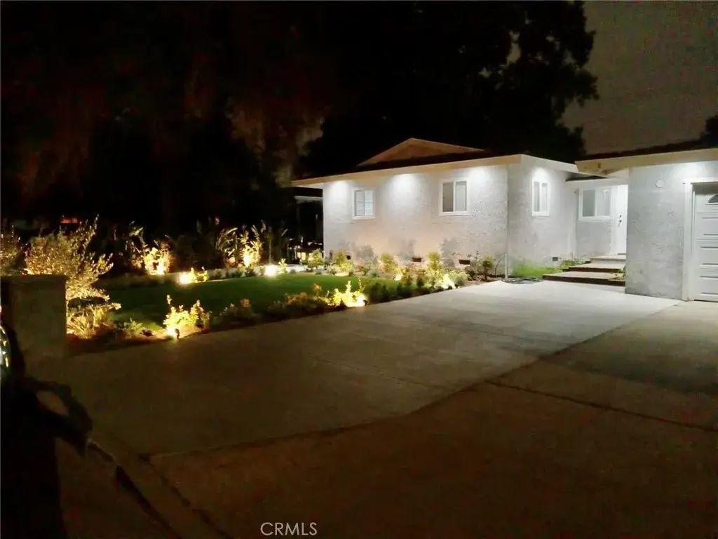 4628 W Simmons Avenue, Orange