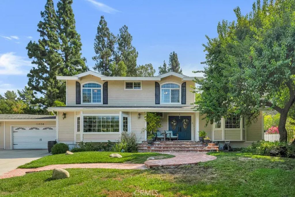 11538 Zelzah Avenue, Granada Hills