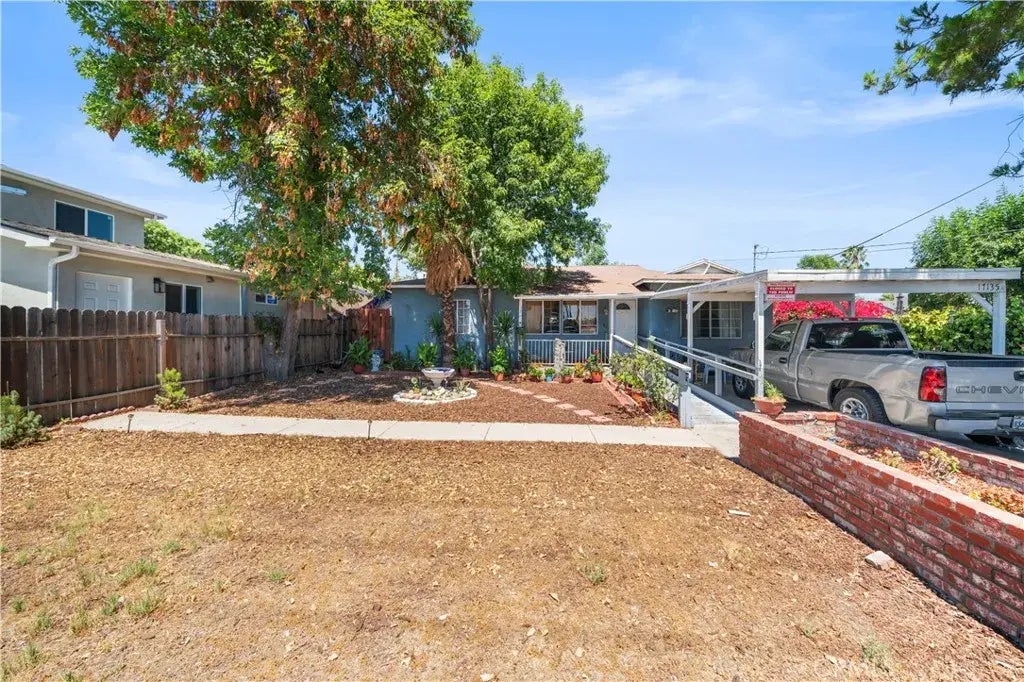 17135 San Jose Street, Granada Hills