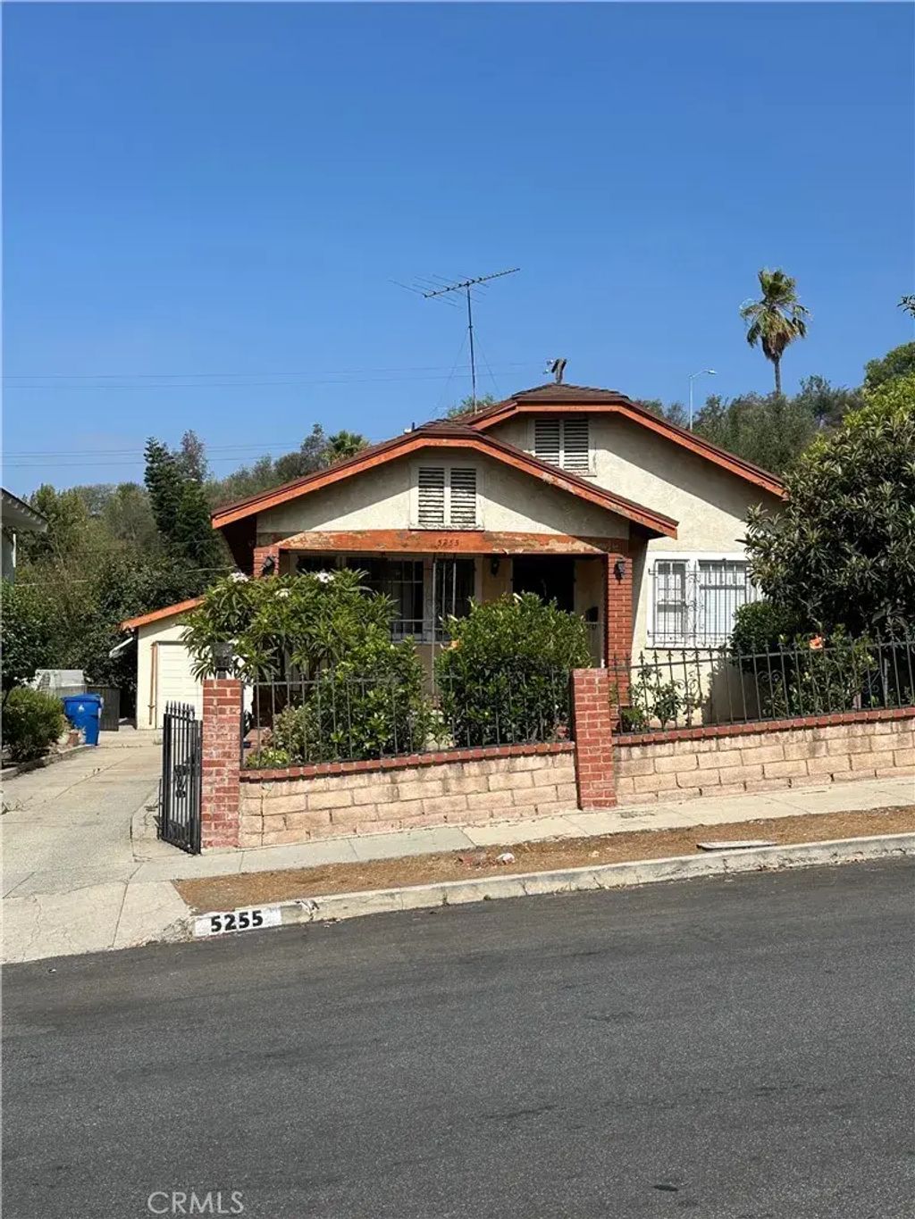 5255 Sumner Avenue, Los Angeles