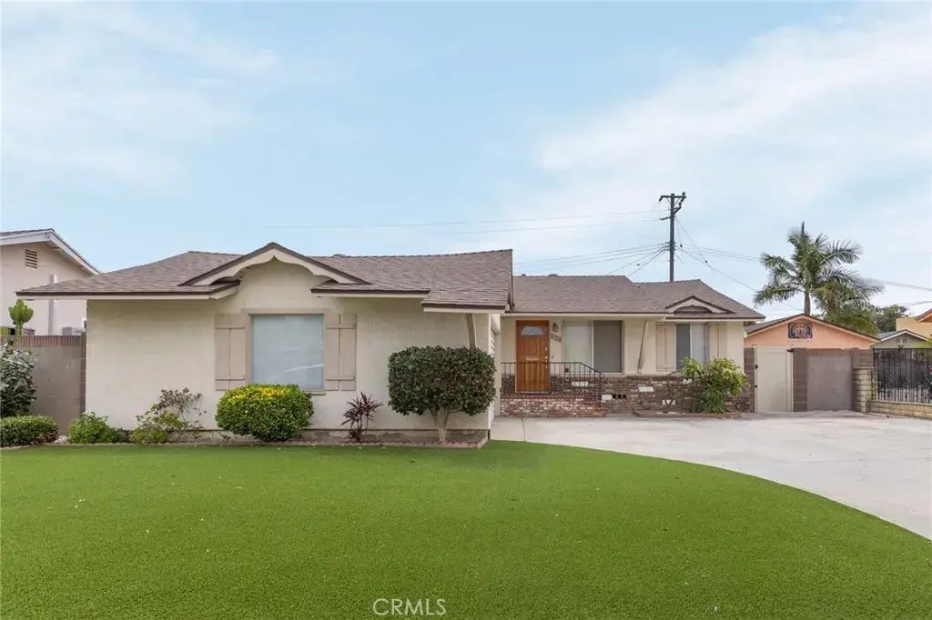 8120 E Woodson Street, Long Beach