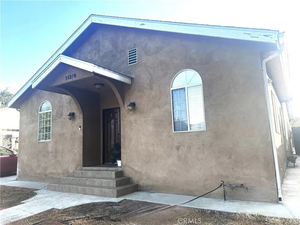 14370 Lanark Street, Panorama City