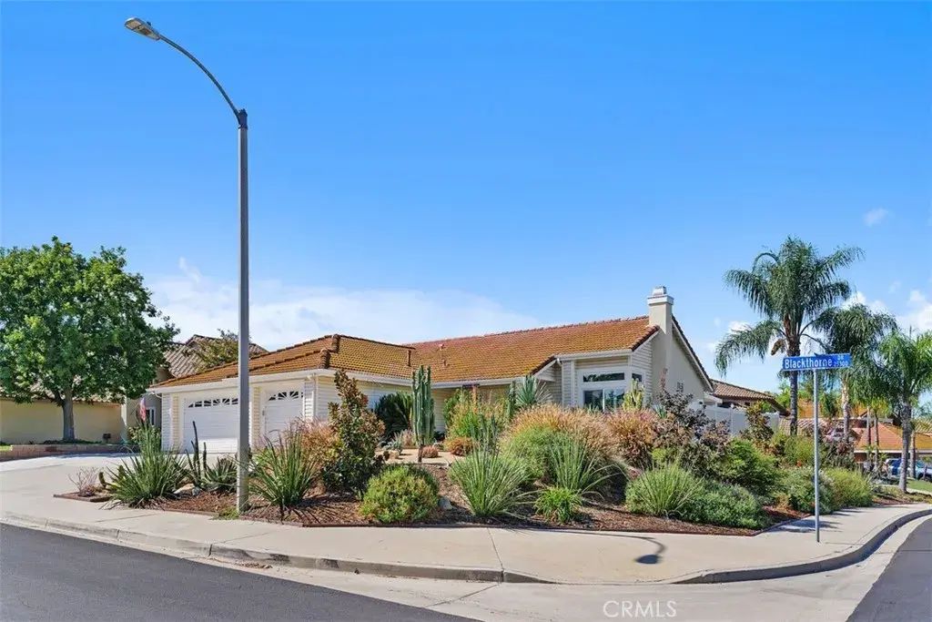 25382 Blackthorne Drive, Murrieta