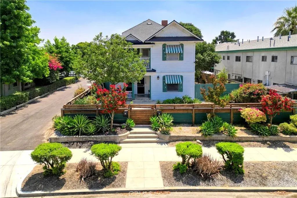 1046 N La Cadena Drive, Colton