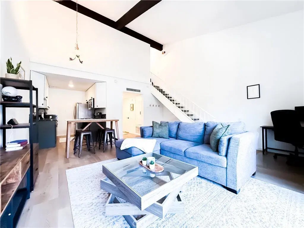 5460 White Oak Avenue C338, Encino