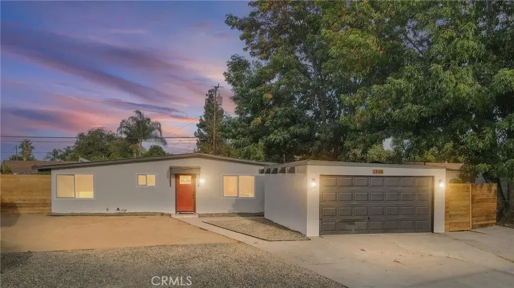 1864 S Hamilton Boulevard, Pomona