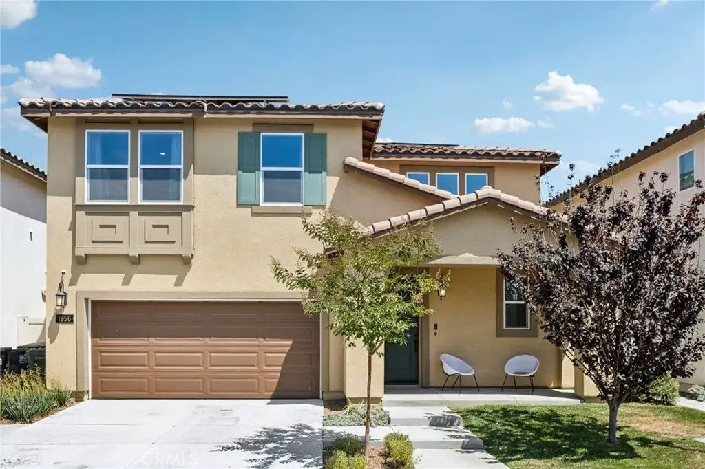 1956 N Blossom Drive, Compton
