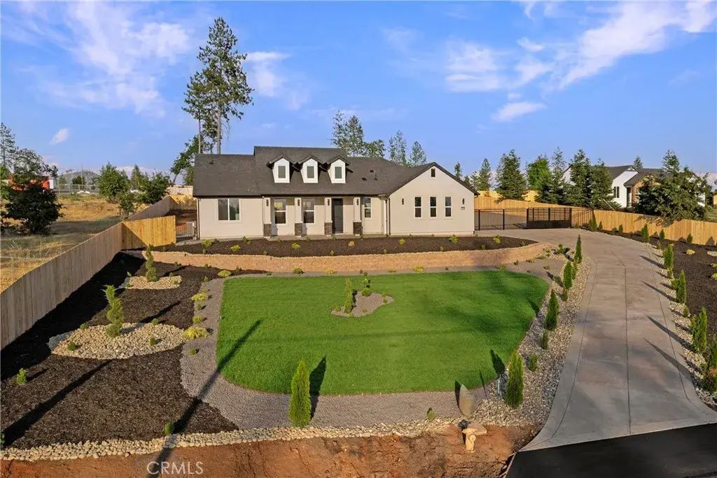 5500 Harrison Road, Paradise